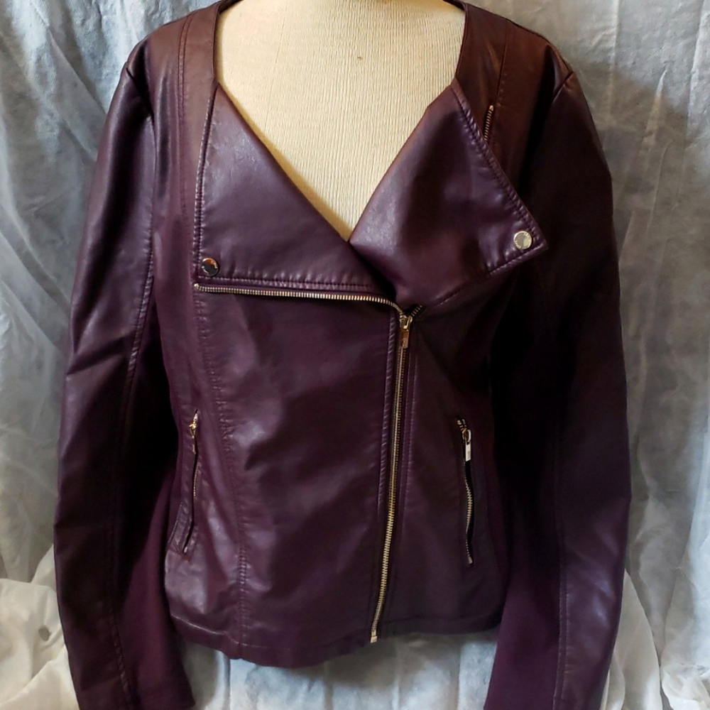 Black Rivet jacket with asymmetrical notch collar size Xl